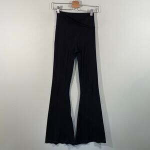 Offline by Aerie Women Black High Rise Criss Cross Waist Flared Leggings Size M